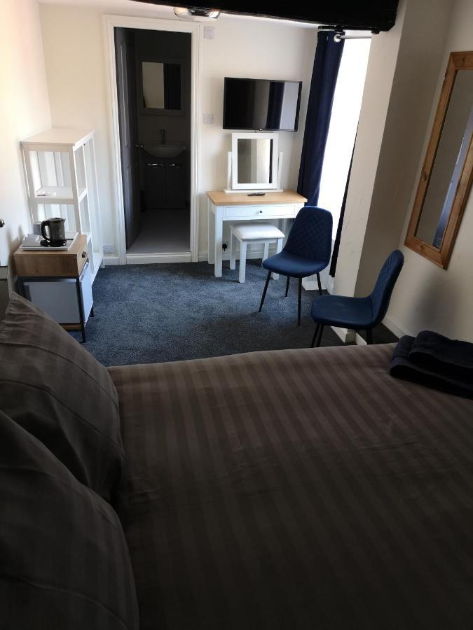 Red Lion Rooms - Self Check In دالتون-ين-فورنيس المظهر الخارجي الصورة
